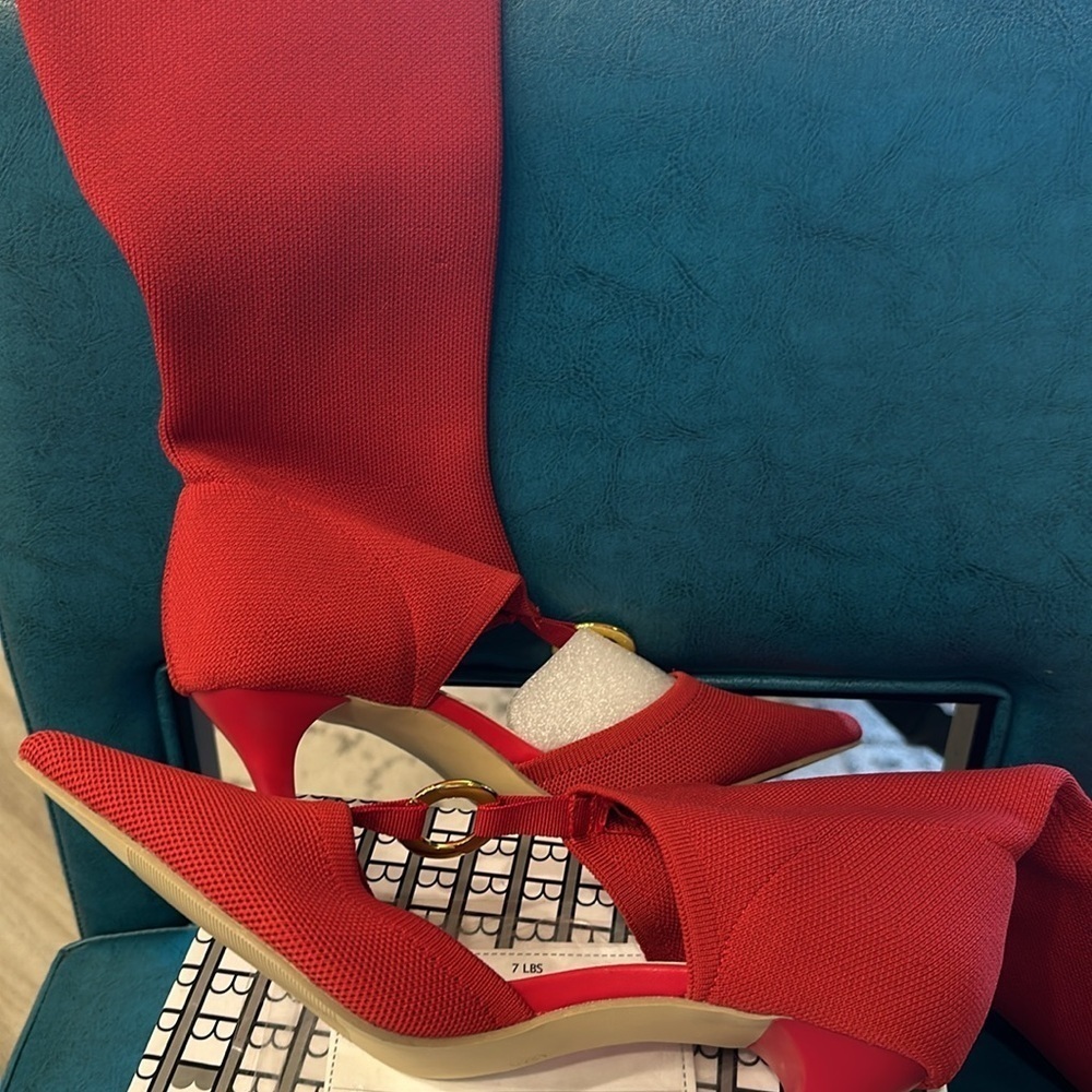 New with tags new Bella 15.34 high boots size 6.5 bright red - Picture 3 of 7